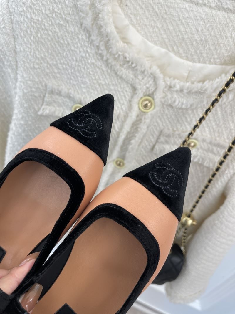 Chanel Low Shoes